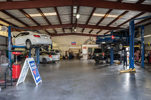 Mechanic «Folsom Auto Center», reviews and photos, 915 Bidwell St, Folsom, CA 95630, USA