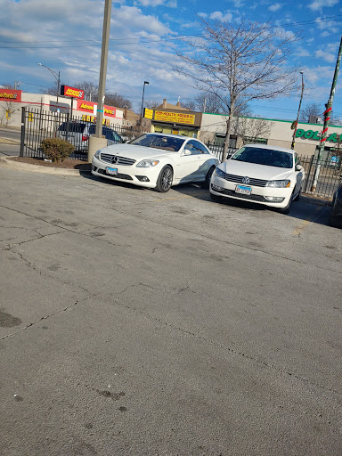 Sporting Goods Store «Nike Factory Store», reviews and photos, 8510 S Cottage Grove Ave, Chicago, IL 60619, USA