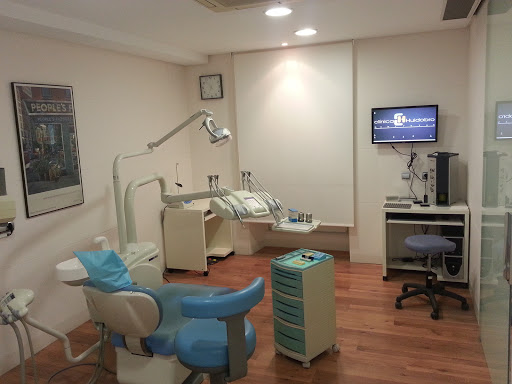 Clinica Dental Huidobro en Laredo, Cantabria