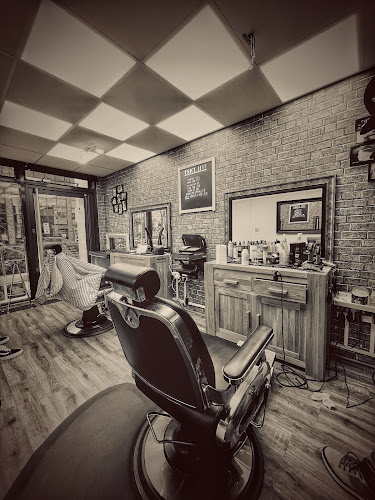5th Avenue Barber - Barber shop