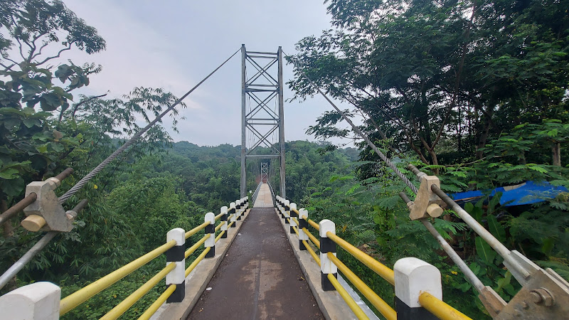 Jembatan Gantung Winduhaji-Citangtu