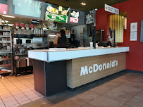 Atmosphère du Restauration rapide McDonald's à Sévrier - n°1