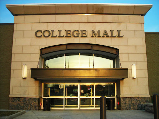 Shopping Mall «College Mall», reviews and photos, 2894 E 3rd St, Bloomington, IN 47401, USA