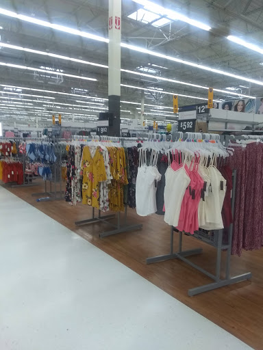 Department Store «Walmart Supercenter», reviews and photos, 5100 Okeechobee Rd, Fort Pierce, FL 34947, USA