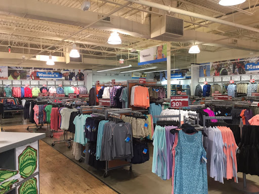 Sporting Goods Store «Columbia Sportswear Outlet Store», reviews and photos, 915 Ridgewalk Pkwy #100, Woodstock, GA 30188, USA