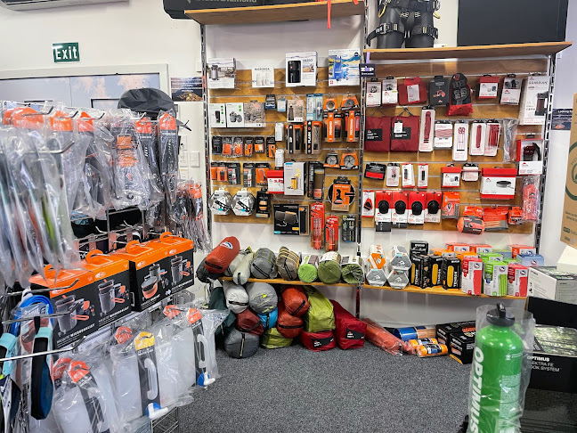 Comments and reviews of Gearshop - Outdoor Gear Specialists