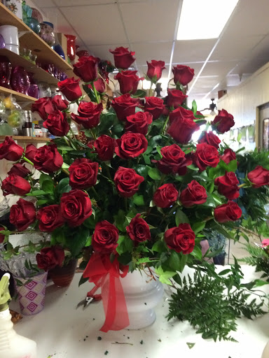 Florist «Four Seasons Flowers & Gifts», reviews and photos, 6630 W Cactus Rd b104, Glendale, AZ 85304, USA