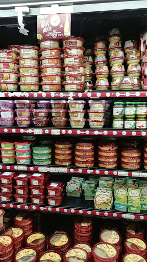 Grocery Store «Riverdale Kosher Market», reviews and photos, 5683 Riverdale Ave # 100, Bronx, NY 10471, USA