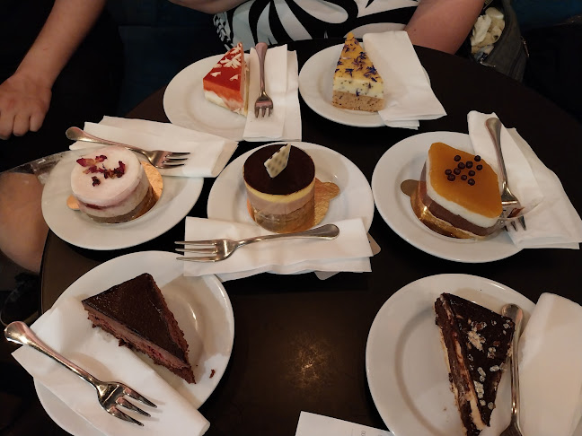 Hozzászólások és értékelések az CAFE FREI ÁRKÁD SZEGED-ról