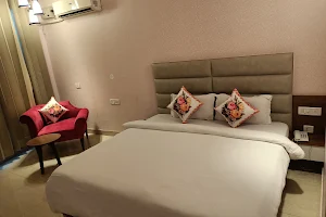 Sunder Kakkar Hotel image