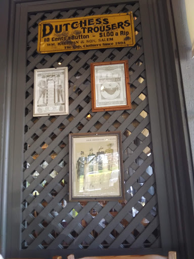 American Restaurant «Cracker Barrel Old Country Store», reviews and photos, 11701 University Ave, Clive, IA 50325, USA