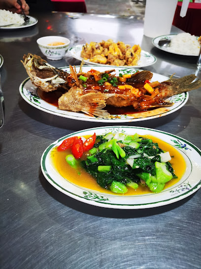 Restoran Medan Ikan Bakar Pantai Jeram