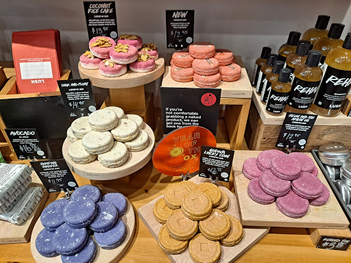Cosmetics Store «Lush», reviews and photos, 60 31st Ave, San Mateo, CA 94403, USA