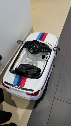 BMW Dealer «BMW of Reading», reviews and photos, 1015 Lancaster Ave, Reading, PA 19607, USA