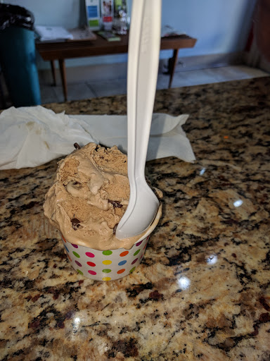 Coffee Shop «Village Coffee Pot of Mount Dora», reviews and photos, 425 N Donnelly St, Mt Dora, FL 32757, USA