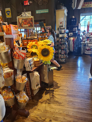 American Restaurant «Cracker Barrel Old Country Store», reviews and photos, 6175 McDonough Dr NW, Norcross, GA 30093, USA