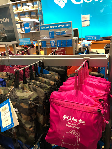 Sportswear Store «Columbia Sportswear Outlet Store at Houston Premium Outlets», reviews and photos, 29300 Hempstead Rd, Cypress, TX 77433, USA