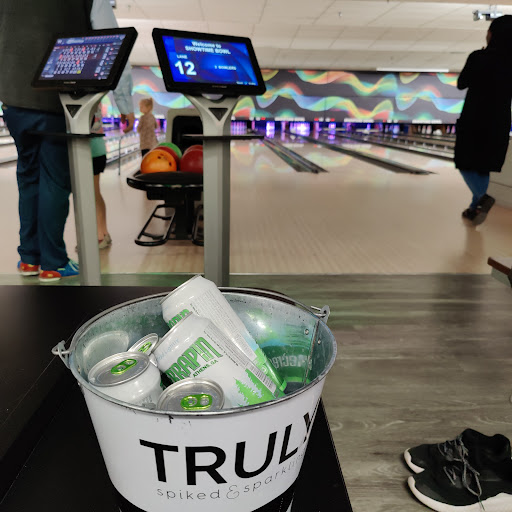 Bowling Alley «Showtime Bowling Center», reviews and photos, 555 Macon Hwy, Athens, GA 30606, USA