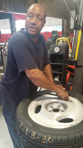 Car Dealer «Mike Duman Auto Sales», reviews and photos, 2300 Godwin Blvd, Suffolk, VA 23434, USA