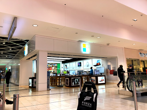 Computer Store «Microsoft Store - Westfield Montgomery», reviews and photos, 7101 Democracy Blvd, Bethesda, MD 20817, USA