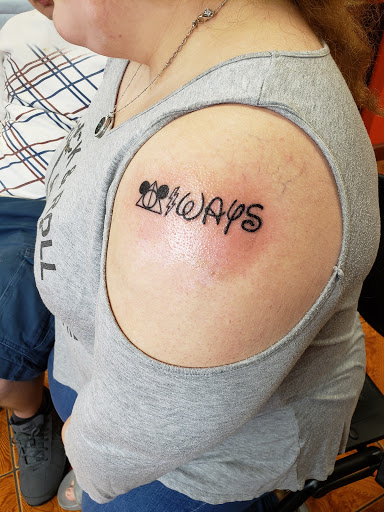 Tattoo Shop «Inksmith and Rogers», reviews and photos, 10095 Beach Blvd #550, Jacksonville, FL 32246, USA