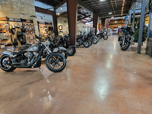 Motorcycle Dealer «Cowboy’s Alamo City Harley-Davidson», reviews and photos