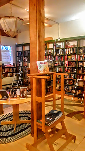 Book Store «Kazoo Books II», reviews and photos, 2413 Parkview Ave, Kalamazoo, MI 49008, USA