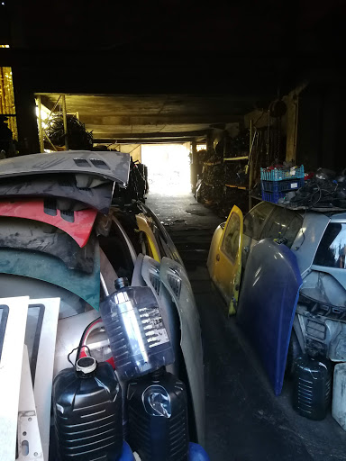 Photo 1 - Casse Automobile Clavier
