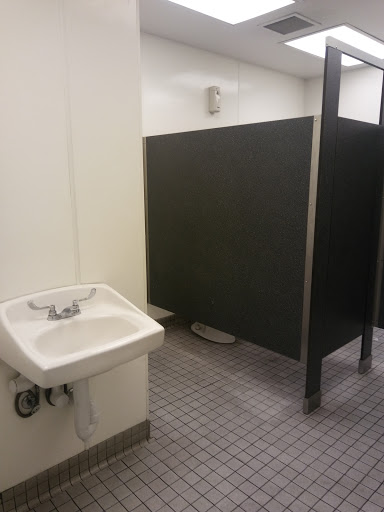 Clothing Store «Ross Dress for Less», reviews and photos, 2020 N 75th Ave, Phoenix, AZ 85035, USA