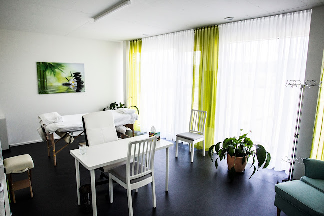 Rezensionen über Massagepraxis Renata Komusar in Dietikon - Masseur