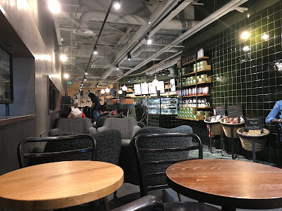 Starbucks à Le Mesnil-Amelot