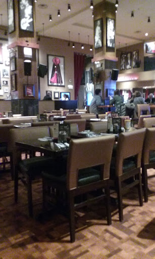 Restaurant «Hard Rock Cafe», reviews and photos, 63 W Ontario St, Chicago, IL 60654, USA