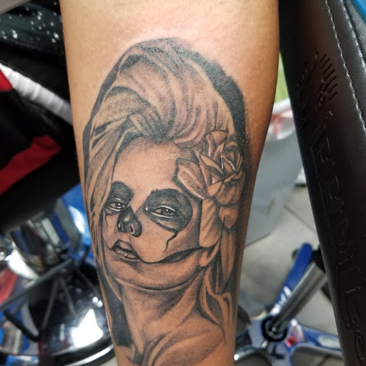 Tattoo Shop «Infamous Tattoos», reviews and photos, 5330 Old National Hwy, College Park, GA 30349, USA