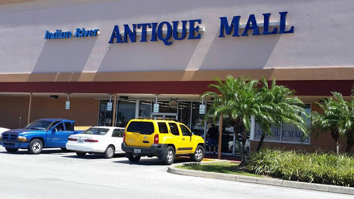 Shopping Mall «Melbourne Shopping Center», reviews and photos, 1355 S Babcock St, Melbourne, FL 32901, USA