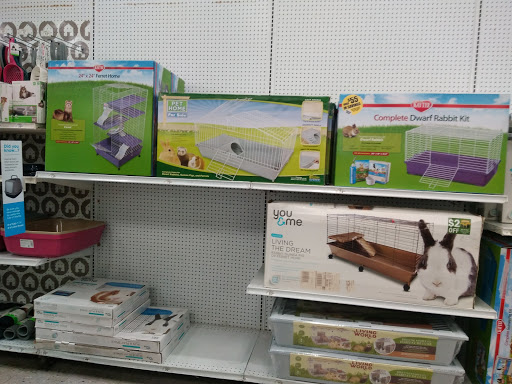 Pet Supply Store «Petco Animal Supplies», reviews and photos, 1930 SW Wanamaker Rd, Topeka, KS 66604, USA