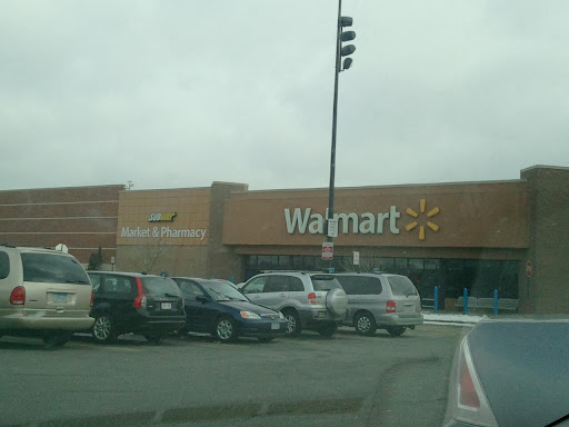 Discount Store «Walmart», reviews and photos, 1360 Town Centre Dr, Eagan, MN 55123, USA