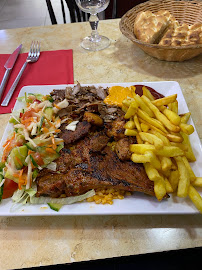 Plats et boissons du Restaurant turc Gul à Paris - n°6