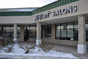 Le Court Salons image