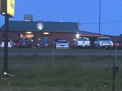 Liquor Store «Queen City Liquors», reviews and photos, 1232 Tylertown Rd, Clarksville, TN 37040, USA