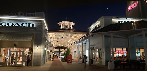 Coffee Shop «Starbucks», reviews and photos, 2300 Grand Cypress Dr #101, Wesley Chapel, FL 33544, USA