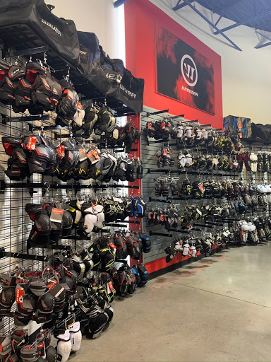 Sporting Goods Store «MonkeySports Superstore Norwood», reviews and photos, 949 Providence Hwy, Norwood, MA 02062, USA