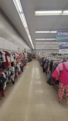 Thrift Store «Goodwill Store & Donation Center», reviews and photos, 121 Rohrerstown Rd, Lancaster, PA 17603, USA
