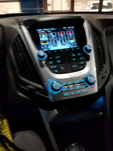 Used Car Dealer «New England Auto World», reviews and photos, 208 Seymour Ave, Derby, CT 06418, USA