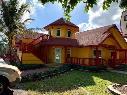 Cell Phone Store «Verizon», reviews and photos, 12190 Biscayne Blvd, North Miami, FL 33181, USA