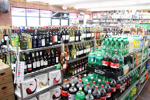 Party Store «Midway Party Store», reviews and photos, 4689 E Grand River Ave, Howell, MI 48843, USA