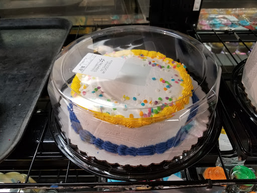 Shopping Mall «Lakeshore Crossing Shopping Center», reviews and photos, 410 Shallowford Rd, Gainesville, GA 30504, USA