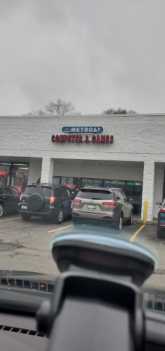 Video Game Store «Metro Computer, Games and iRepair, LLC», reviews and photos, 16567 E 10 Mile Rd, Eastpointe, MI 48021, USA