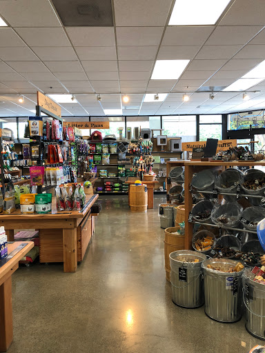 Pet Supply Store «Mud Bay», reviews and photos, 2100 SE 164th Ave, Vancouver, WA 98683, USA