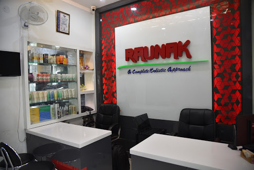 Raunak Salon & Beauty Academy