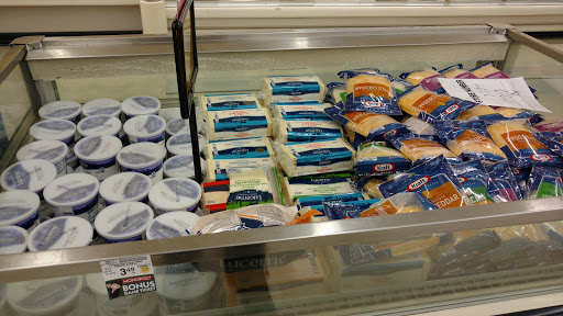 Grocery Store «Safeway», reviews and photos, 1231 S Prairie Ave, Pueblo, CO 81005, USA